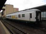 Der Bitburger Party-Treffwagen D-SGS 56 80 89-40 100-0 WGmz 038 am 10.07.2012 in Trier Hbf.