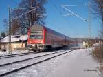 Dosto-Steuerwagen des IRE 17048 Dresden - Zwickau am ehemaligen Posten Colmnitz. Die Zugzielanzeige  Dresden Hbf  ist definitiv falsch, von dort kommt der Zug (23.01.2004) 
