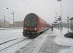 Hier ein RE3 von Elsterwerda nach Stralsund, bei der Einfahrt am 27.1.2010 in Angermnde.