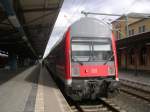 Hier ein RE16 von Reichenbach(Vogtl) nach Leipzig Hbf., dieser Zug stand am 18.8.2010 in Reichenbach(Vogtl).