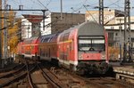 RB26325  S-Bahn Ersatzverkehr  von Berlin Charlottenburg nach Berlin Friedrichstraße fährt am 29.10.2016 in den Endbahnhof ein.