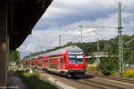 Der RB 59101 nach München Hbf fuhr mit Steuerwagen vorauss an Reichelsdorf vorbei Richtung Treuchtlingen, 3.9.17