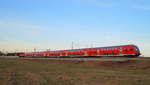 RE 59075 (Ingolstadt Hbf - München Hbf) wird kurz nach Rohrbach (Ilm) von der ex-Alpenverein DB 111 039-4 Richtung Pfaffenhofen geschoben, 25.02.2019.