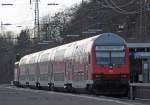 Der RE10426 nach Aachen mit Zuglok 111 160-8 in Wuppertal-Vohwinkel 27.3.10