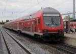 Ein RE von Fulda nach Frankfurt am Main Hbf steht am 28. Mai 2011 im Hanauer Hbf.