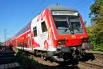 Dosto-Steuerwagen mit Schublok 143 837-2, RB nach Koblenz Hbf bei Knigswinter - 30.09.2011