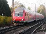 Doppelstockzug als RB (Regionalbahn) Richtung Emmendingen bei der Einfahrt in Gundelfingen (Breisgau)