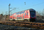 DBpbzfa 763.0 (50 80 86-35 042-0 D-DB), Baujahr 1998, von DB Regio Mitte mit Schublok 143 959-5 der S-Bahn Mitteldeutschland (DB Regio Südost) als S 37747 (S7) von Halle-Nietleben nach Halle(Saale)Hbf Gl. 13a zweigt in der Saaleaue bei Angersdorf auf die Bahnstrecke Halle–Hann. Münden (KBS 590) ab.
[14.2.2019 | 16:00 Uhr]