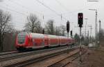 RE 26512 (Basel Bad Bf-Offenburg) mit Schublok 111 061-8 in Efringen Kirchen 26.2.11