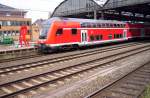 Ein 765.5 als Schlusslicht des RE 9  Rhein-Sieg-Express  im Aachener Hbf im Sommer 2005