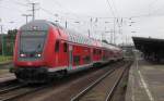 In umgekehrter Reihenfolge fuhr am 04.07.2011 der RE5 von Falkenberg(E) nach Stralsund ber Berlin Hbf(tief).