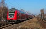 Am 07.02.2015 durchfährt der RE 4766 (Dresden Hbf - Hof Hbf) den Haltepunkt Zwickau-Pölbitz, Schublok war an jenem Tag die 143 359-8.