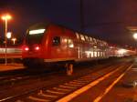 Diesen Steuerwagen hat man bis jetzt nicht immer in Aalen zu sehen bekommen. Am 01.02.07 hingen viele neue Dostos am RegionalExpress nach Stuttgart, der den Bahnhof Aalen um 18:05 Uhr verlie. Den Zug zog die BR 146 202-7 mit Ba-W-Werbung.