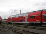 Ein Doppelstocksteuerwagen steht in Barunschweig bei dem Tag der Schiene