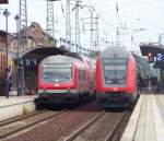 Rechts steht bereit der RE2 (RE 38169) nach Cotbus.