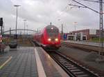 RE 21408 aus Hamburg Hbf bei der Einfahrt in L�beck Hbf am 20.12.08.