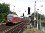 Hier zu sehen der RE2 auf seiner Weiterfahrt nach Cottbus �ber L�bbenau/Spreewald. 22.05.2009