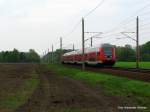 Der n�chste Regio-Vertreter ist dieser RE der am 1.Mai ebenfalls L�pten Richtung Cottbus passiert.