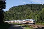 IC 2387/RE 52387 (Stuttgart Hbf-Tuttlingen) mit Schublok 147 563-1 in Talhausen 27.8.19