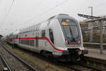 IC 2239(Rostock-Leipzig)kurz vor der Ausfahrt am 03.01.2020 im Rostocker Hbf.