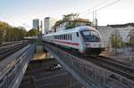 IC2029 von Hamburg-Altona nach Nürnberg Hauptbahnhof fährt am 3.11.2018 aus Hamburg Dammtor aus.