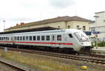 D-DB 51 80 80-95 257-6 Bimmdzf 287.2 im IC 2151 aus Kassel-Wilhelmshöhe, am 04.08.2021 in Gera Hbf.