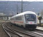 Dieser InterCity fuhr am 5.Dezember 2007 von Nrnberg Hbf nach Karlsruhe Hbf. Hier bei der Ausfahrt aus Aalen.