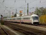 Ein IC nach Salzburg am 08.11.2008 bei der Durchfahrt am Heimeranplatz (Mnchen).