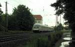 IC nach Cottbus von Emden Auenhafen bei sehr bescheidenen Wetter in Bestensee mit 101 132-9 als Schublok am 22.06 um 19:12.