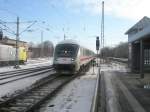 Hier IC2355 von Dortmund Hbf. zum Ostseebad Binz, bei der Einfahrt am 25.2.2010 in Angermnde.