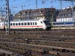 Ein DB Bpmbdzf war am 9.10.05 am Schluss des EC8 nach Hamburg-Altona eingereiht, die Steuerwagenfunktion kann in der Schweiz nicht genutzt werden, darum wird die Lok immer vor den Steuerwagen