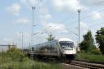 IC 2089 von Stralsund Hbf nach Hamburg Hbf geschoben von der 101 011-5 in Schwerin-Medewege am 01.06.2013