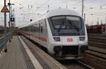 Hier IC2355 von Frankfurt(Main) Flughafen Fernbahnhof nach Ostseebad Binz, bei der Ausfahrt am 7.2.2014 aus Angermünde. Zuglok war 120 102-9.