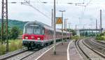 Eine RB nach Würzburg fuhr am 12.8.09 in Retzbach-Zellingen auf Gleis 3.