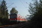 Eine RegionalBahn-Garnitur, geschoben von 110 494-2 und angefhrt von einem Karlsruher Steuerwagen nhert sich dem Haltepunkt Hofen(b Aalen), den sie jedoch durchfahren wird. Die Reise geht von Aalen nach DOnauwrth. Foto: 12.09.07.