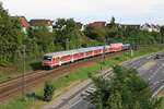 HSL 185 601-2  Nightrider  schiebt für WFL den RE10a-Ersatzzug von Heilbronn nach Heidelberg hier bei Neckarsulm Nord. (06.07.2022)