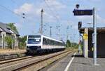 Steuerwagen vorraus schiebt 111 130-1 ihren RE44 durch Trompet in Richtung Rheinhausen.

Trompet 17.07.2026