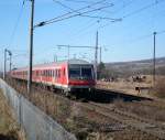 RegionalExpress von Kassel nach Halle(S) duchfhrt den Bahnhof Wallhausen (Helme) am 11.02.2008