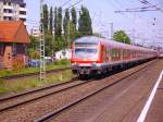 Der RE nach Hamburg Hbf verlsst Elmshorn. 22.05.08