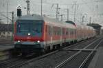 RE nach Mnchen Hbf am 18.07.2009 bei der Einfahrt in Plattling.