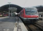 Hier ein RE9 nach Kassel-Wilhelmshhe und im Hintergrund ein RE9 von Kassel-Wilhelmshhe nach Halle(Saale) Hbf., diese beiden Zge standen am 6.4.2010 in Halle(Saale) Hbf.