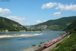 RB 39219 (Koblenz Hbf-Frankfurt(Main)Hbf) mit Schublok 143 ***  bei Assmanshausen 18.7.10