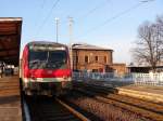 Morgenstimmung im Bf Ruhland: RE38523 wartet auf Weiterfahrt in Richtung Falkenberg/E.