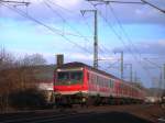 Eine RegionalBahn aus Halle / Saale am Abend des 07.03.2006 auf dem Weg nach Eisenach kurz vor dem Ziel.