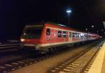 Eine n-Wagen Garnitur mit 80-34 139 Bnrdzf 483.0 an der Spitze steht am 06.August 2013 abgestellt in Lichtenfels.