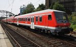 RE72 (RE21914) von Kiel Hauptbahnhof nach Flensburg wird soeben von der Niebller 218 322-6 in Kiel bereitgestellt. (20.6.2016)