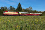 Rheingold 101 001 mit den passenden Wagen gibt sich mal wieder die Ehre am 27.09.26 bei Eglharting.