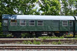 Ein 3-achsiger Personenwagen war Anfang Juni 2019 im Deutschen Dampflokomotiv-Museum Neuenmarkt-Wirsberg zu sehen.