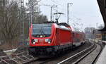 DB Regio AG [D] - Region Nordost mit  147 020  [NVR-Nummer: 91 80 6147 020-2 D-DB] und dem RE3 nach Schwedt(Oder) am 21.03.23 Berlin Buch.