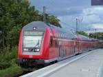 Der RE1 mit einem 765.5 Steuerwagen an der Spitze am neuen bahnsteig von Aachen Rothe Erde! N�chster Halt ist die Endstation  Aachen Hbf.